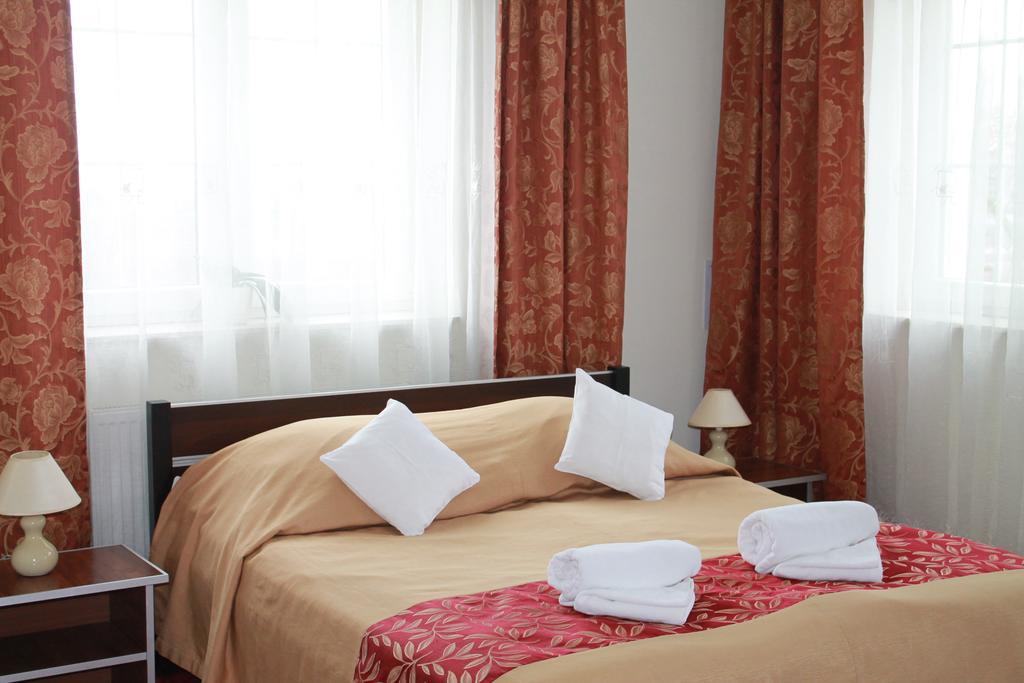 Hotel Kaprys Swidnik  Ngoại thất bức ảnh
