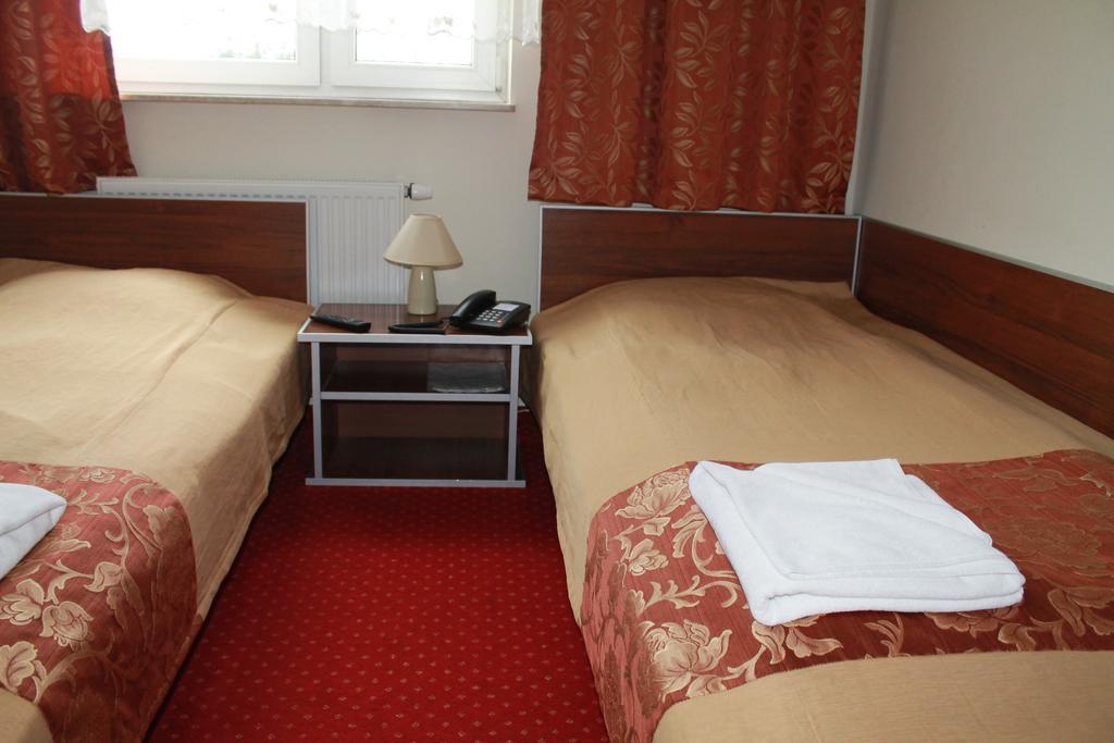 Hotel Kaprys Swidnik  Phòng bức ảnh